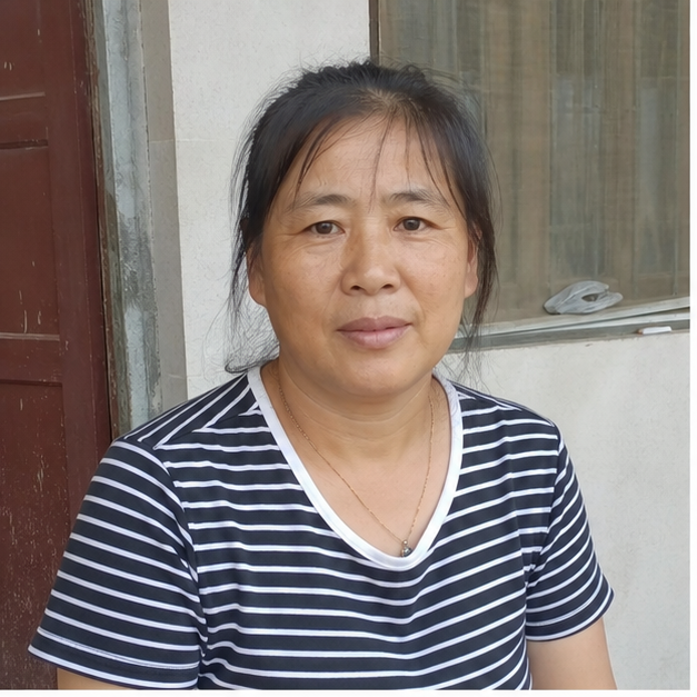 请大家帮忙转发，徐秀英在宜宾老城区菜市场附近失联